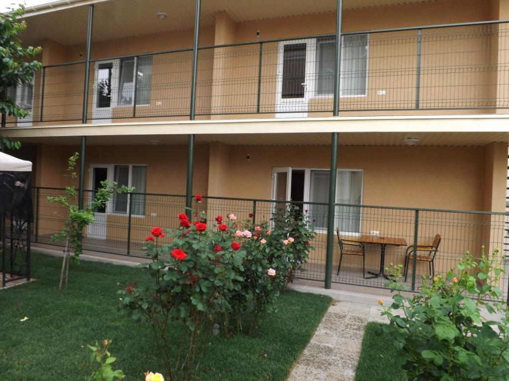 Mini-Hotel Luch Odesa Exterior foto